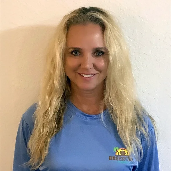 First Mate Alexis — Breezy Tiki Charters crew