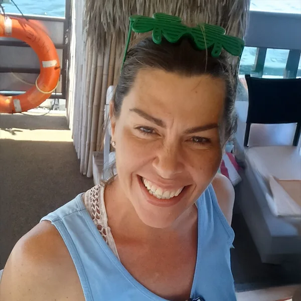 First Mate Crystal — Breezy Tiki Charters crew